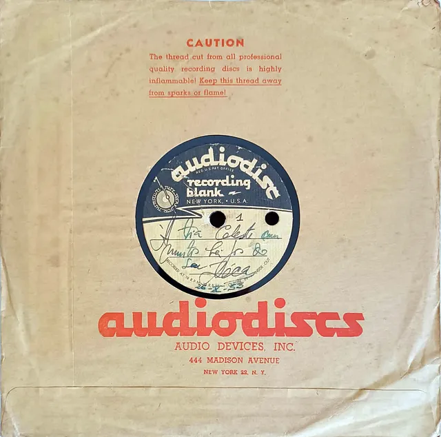 Disco gravado no Brasil em 1953 e enviado para Portugal com mensagem de voz