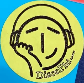 Autocolante da loja de discos Disco Piú, situada em Rimini, Itália