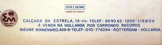 Informação sobre a loja de discos Electro-Móvel Discoteca no verso da capa de um disco de vinil