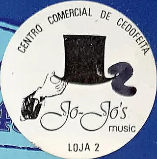 Autocolante da loja de discos Jo-Jo's, localizada na Cedofeita